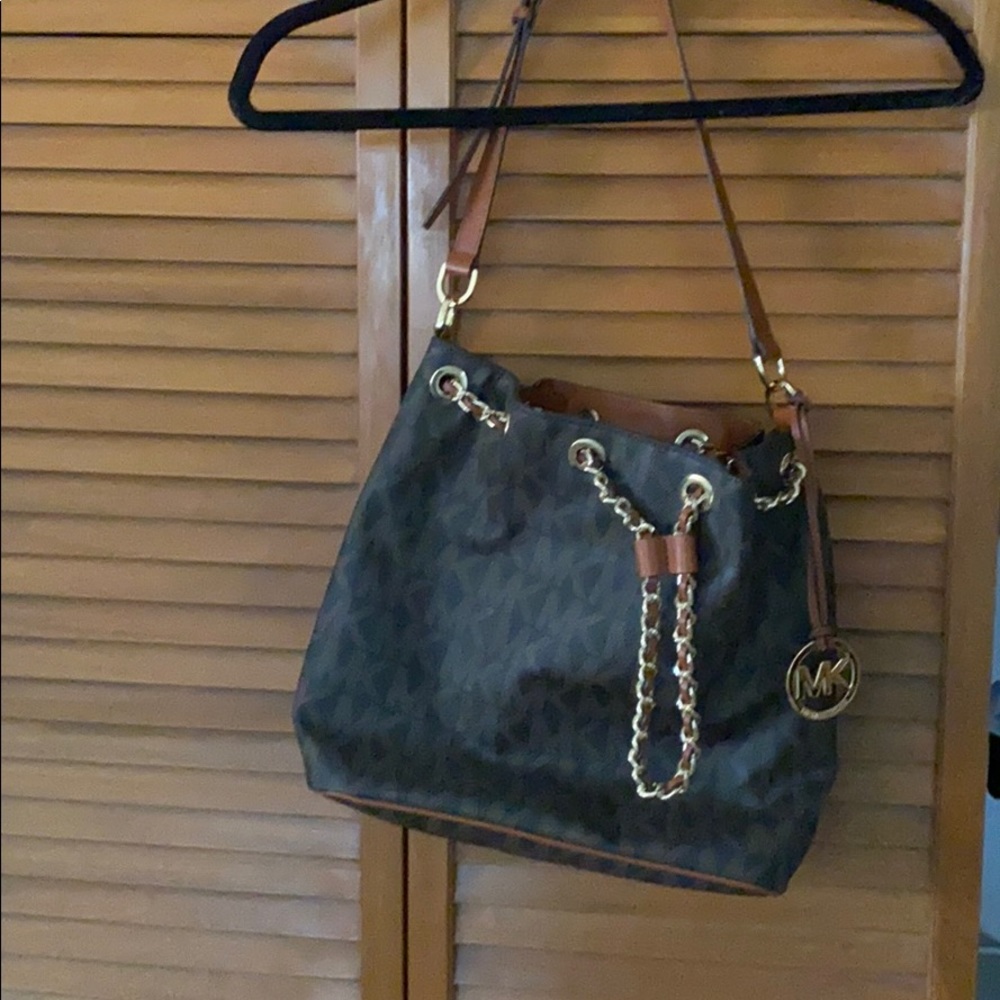 Micheal Kors Purse